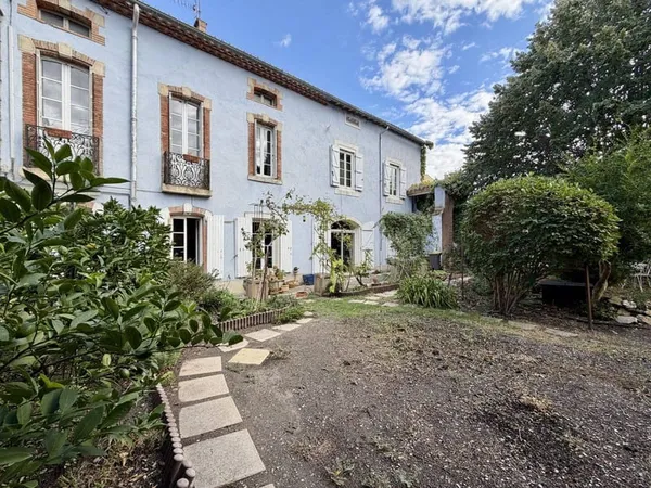 Maison 7 pièces 223 m²
