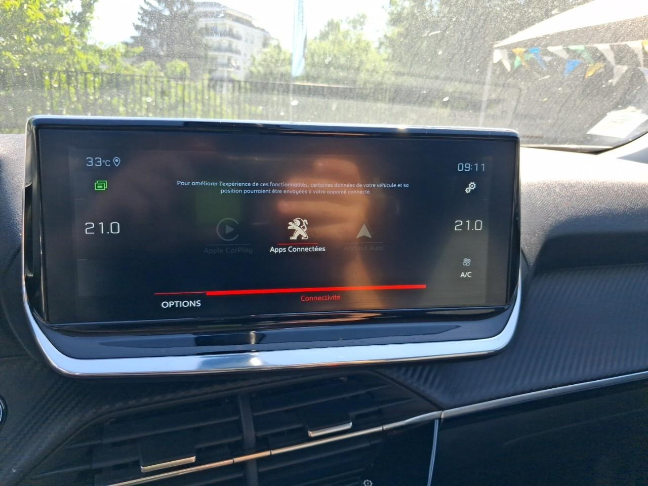Peugeot 2008 1.2 puretech 100ch s&s allure pack — photo 15