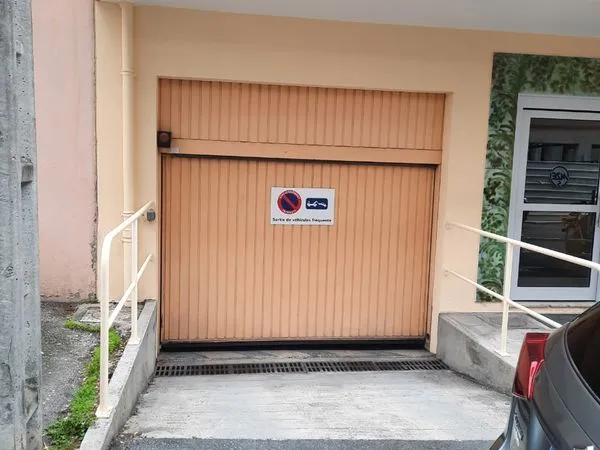 Garage a louer
