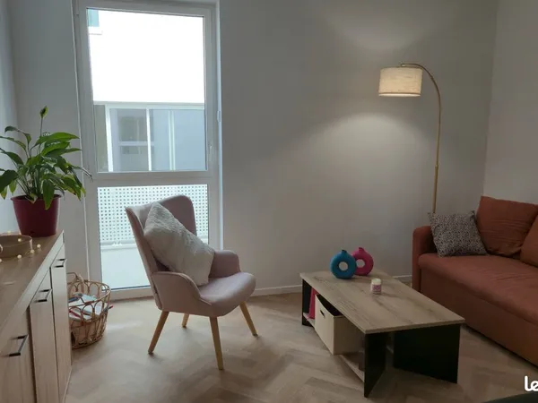 Bureau professionnel 16M2 à louer