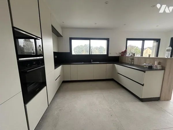 Maison 5 pièces 148 m²