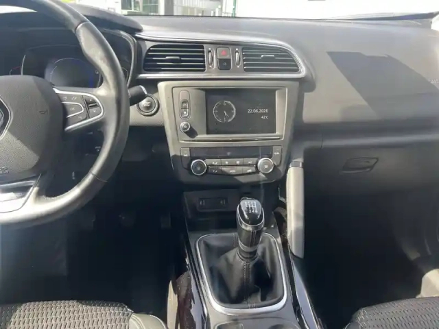 Renault Kadjar tce 130 energy — photo 25
