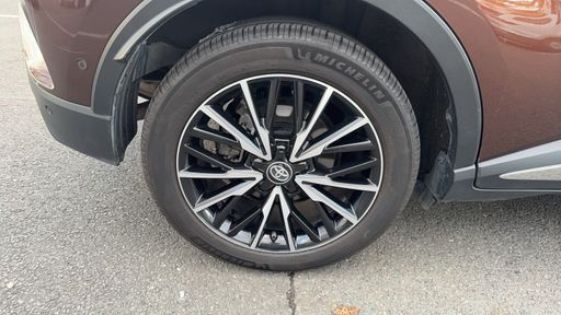 Toyota C-HR 1.8 VVT-i 122 Hybrid 2WD CVT 99 - Distinctive – 2018 – 100514 km – Hybride essence – Boîte Automatique — photo 44
