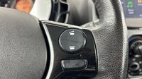 Toyota Aygo 1.0 VVT-i 72ch x-play x-app 5p MC18 — photo 23
