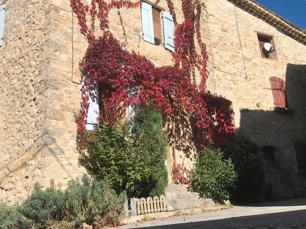 PARTIE DE MAISON MEUBLÉE BAIL MOBILITÉ 25 m²