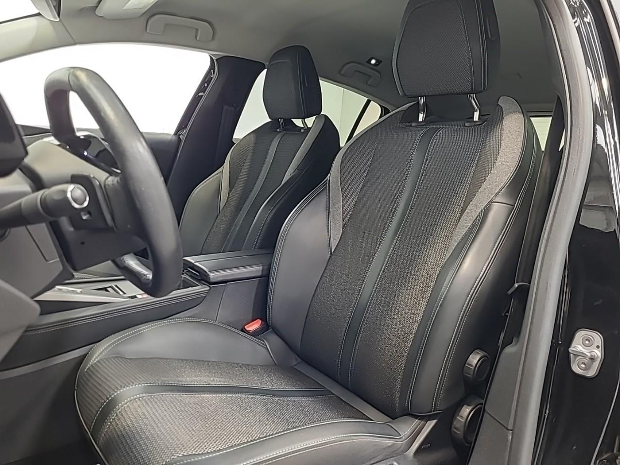 Peugeot 308 phev 180 e-eat8 allure pack — photo 10