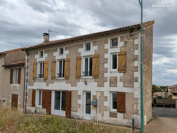 Maison de bourg 3ch. 150m²