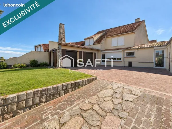 Maison 8 pièces 235 m²