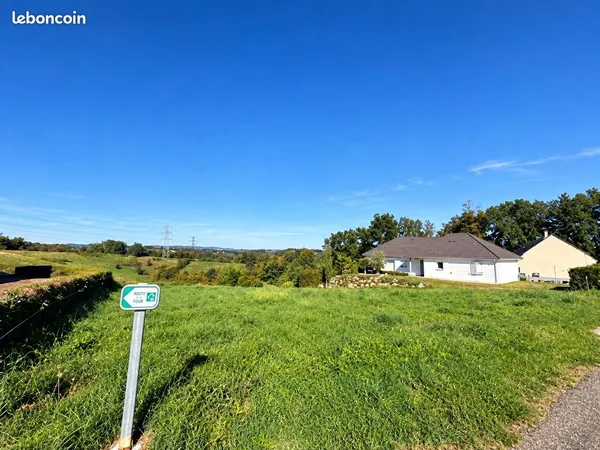 Terrain 4560 m² Ussac