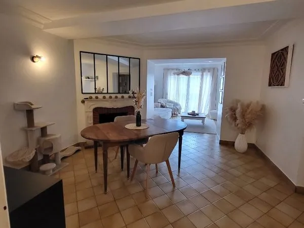 🏡 Belle maison de bourg 110 m² - 3 chambres - Cour plein sud