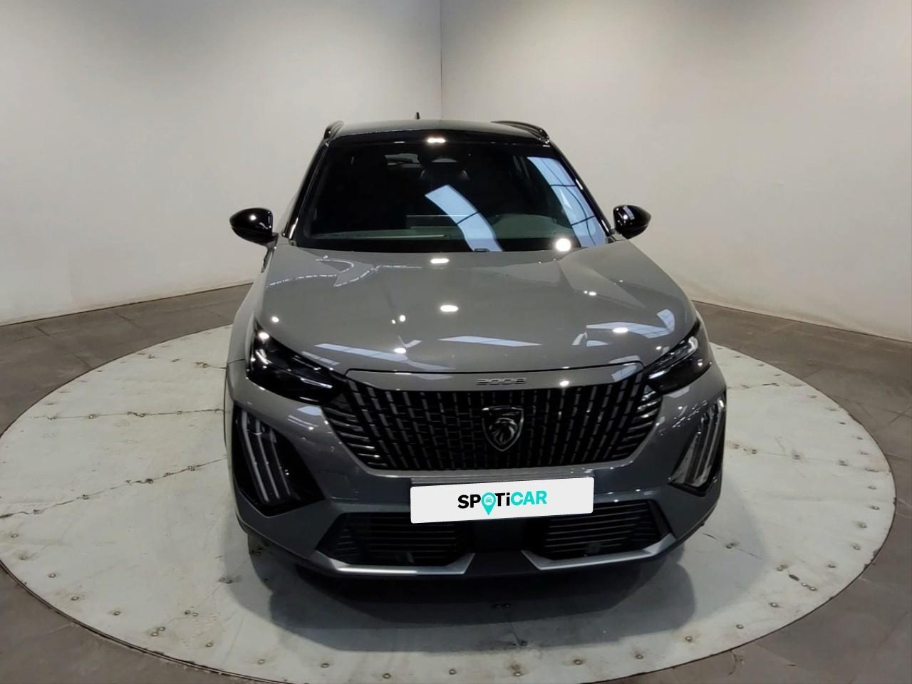 Peugeot 2008 hybrid 145 ch e-dcs6 gt — photo 8