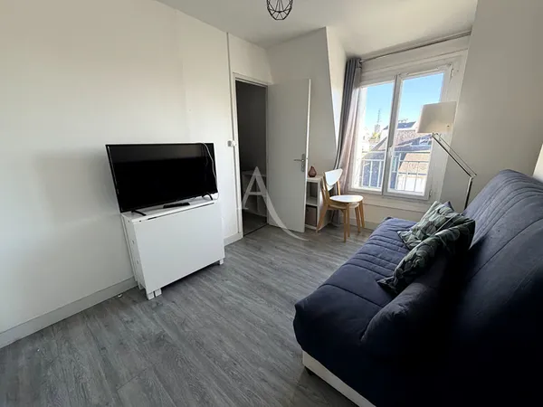 Studio meublé à louer - Quartier des prébendes