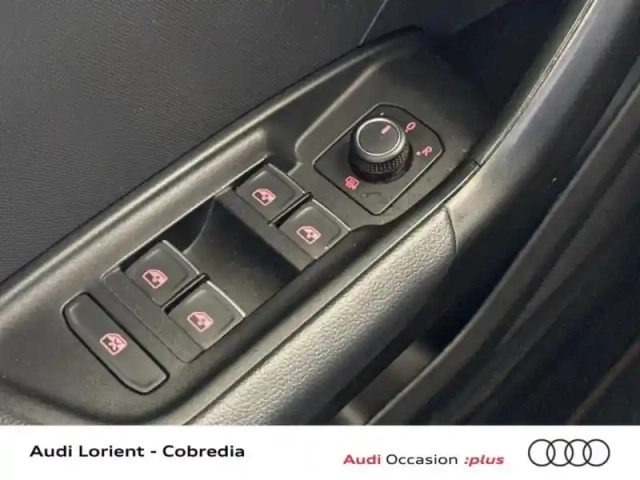Audi A1 sportback 30 tfsi 110ch s line s tronic 7 — photo 11
