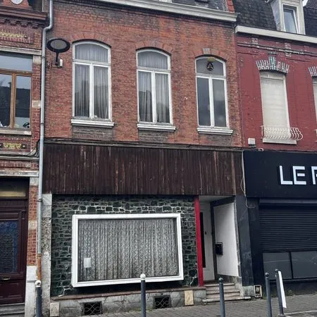 Maison 8 pièces 218 m²
