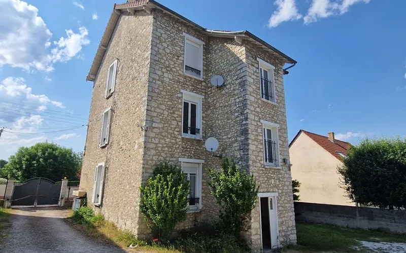 Photo 1