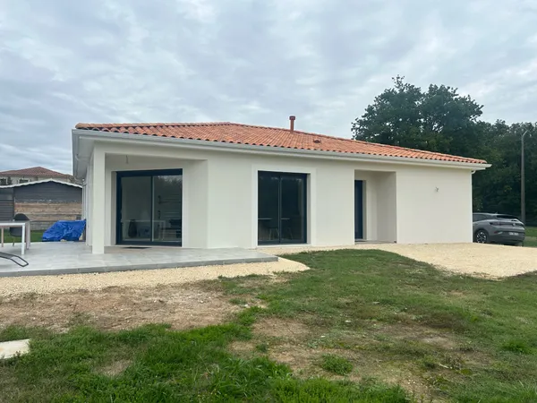 Maison récente 3 chambres sur terrain de 1160m2