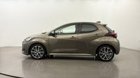 Toyota Yaris 116h Iconic 5p — photo 7