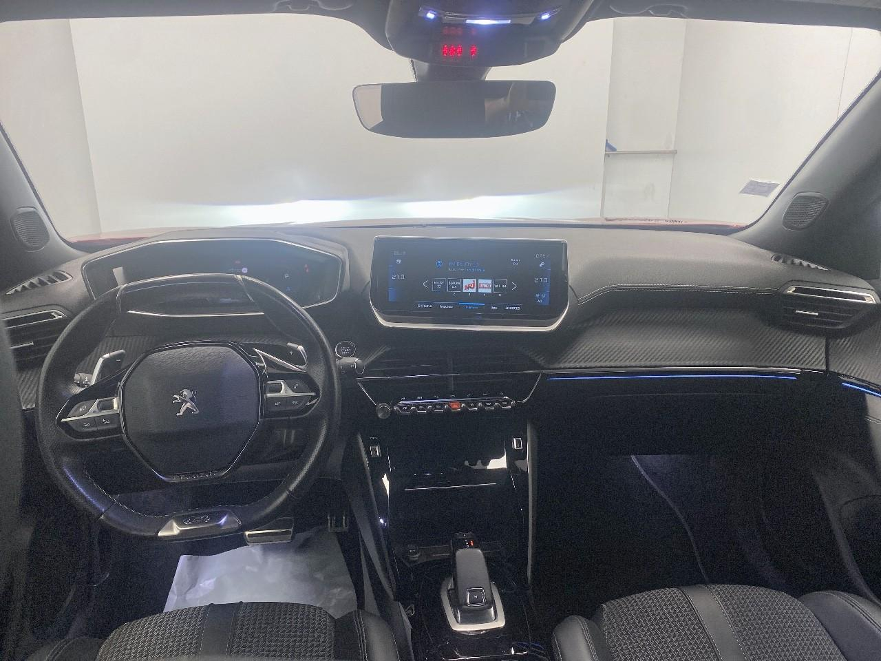 Peugeot 2008 bluehdi 130 s&s eat8 gt — photo 8