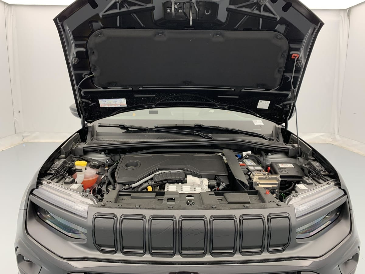 Jeep Avenger — photo 29