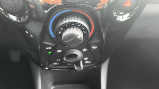 Peugeot 108 1.0 VTi 72 BMP5 - Style – 2018 – 19586 km – Essence – Boîte Robotisée — photo 4