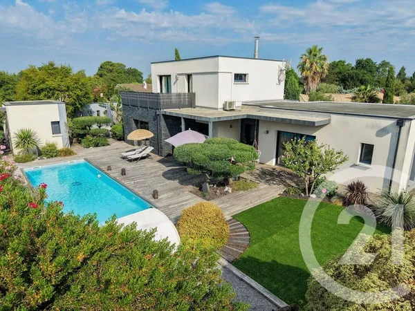 Maison 7 pièces 198 m²