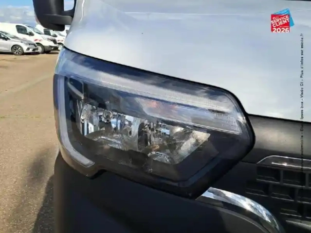 Renault Master fg f3500 l2h2 2.3 blue dci 135ch confort euro6e — photo 13