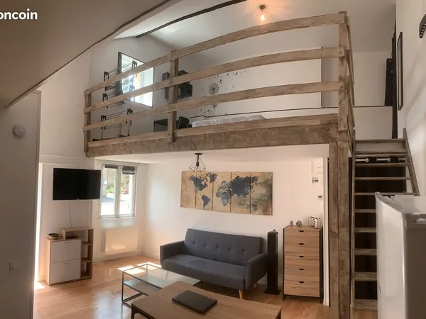 Appartement 47 m2 rénové - St Laurent (08) - Mezzanine - Entièrement meublé