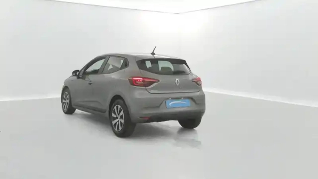 Renault Clio tce 90 — photo 12