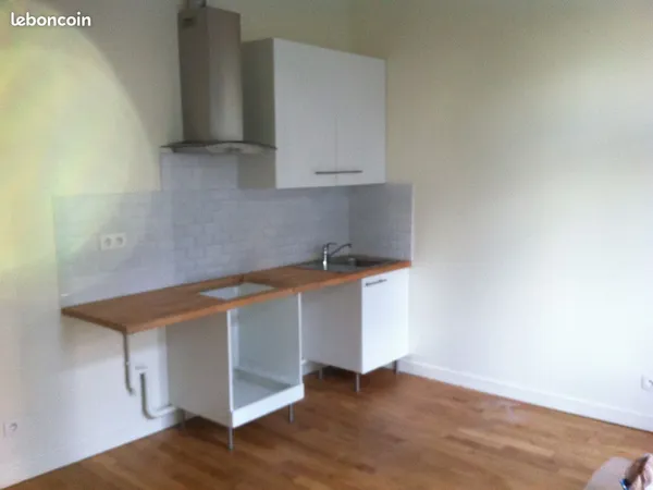 Appartement de 2 pièces à louer à Lisieux