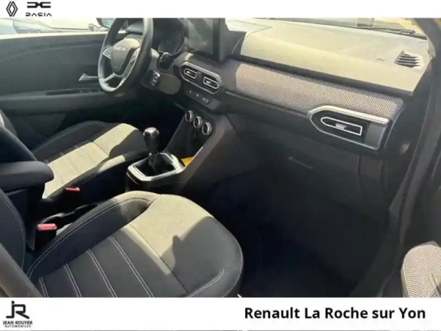 Dacia Sandero 1.0 tce 90ch journey — photo 15