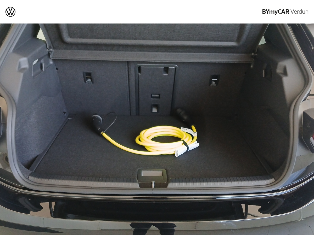 Volkswagen ID.3 Neo 50 kWh — photo 13