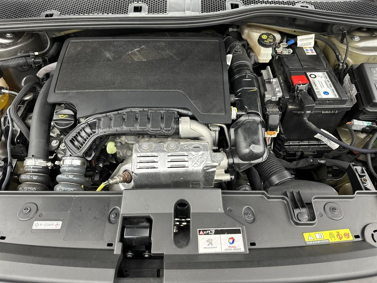 Peugeot 208 puretech 100 s&s bvm6 allure — photo 15