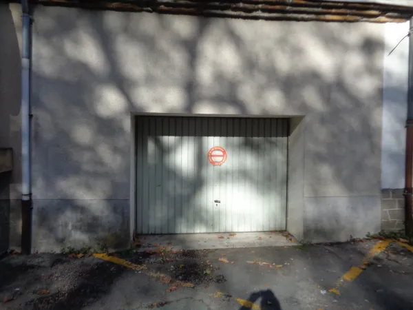GARAGE AVEC FORT POTENTIEL POUANCE 49