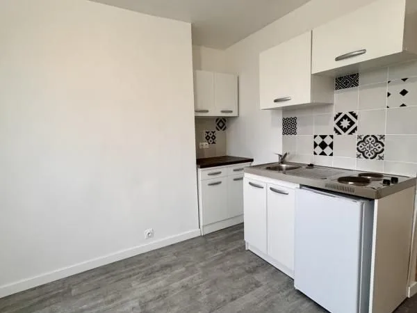 Studio 1 pièce 18 m²