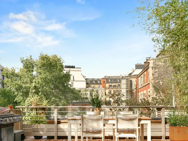 Parc Monceau, le charme haussmannien avec terrasse