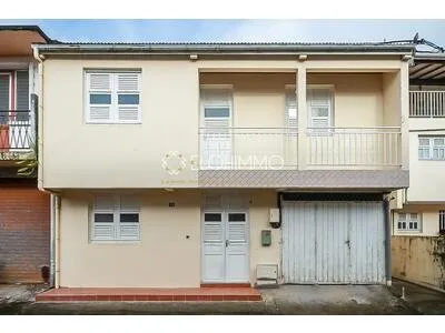 VIDÉO - Maison de ville spacieuse de 97 m² - 3 chambres