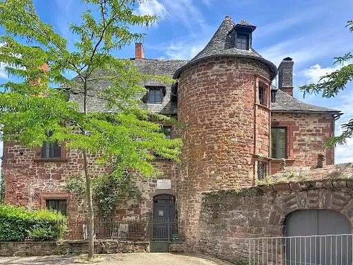 Propriété 7 pièces 266 m²