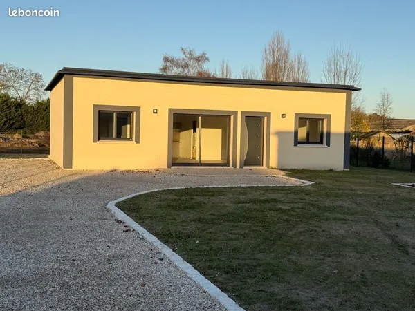 Maison neuve 3 chambres,climatisé 100 m2 RE2020