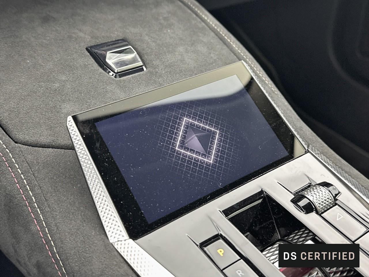 Ds Ds 4 hybride e-tense 225 eat8 performance line+ — photo 32