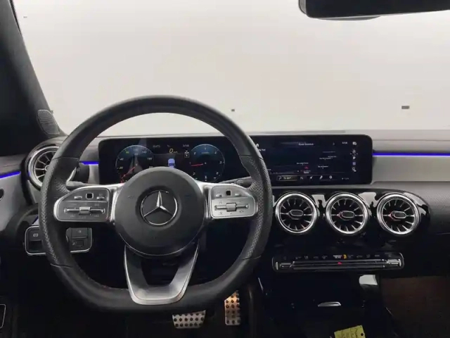Mercedes Cla coupé 200 d 8g-dct — photo 22