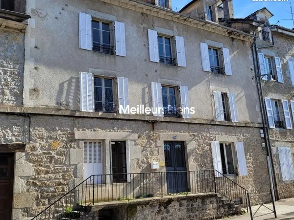Immeuble 270 m²