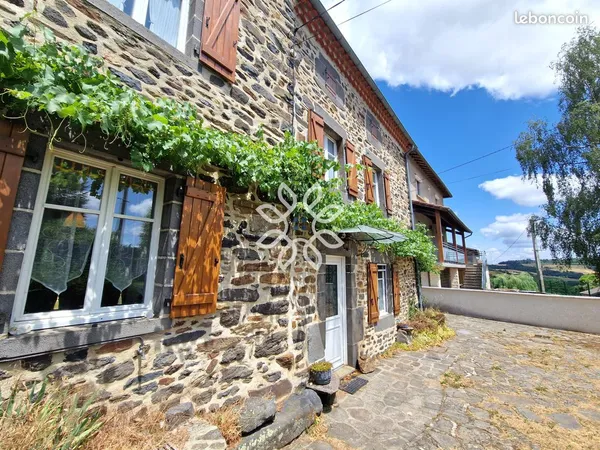 Maison 9 pièces 160 m²