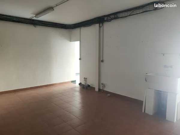 Local commercial