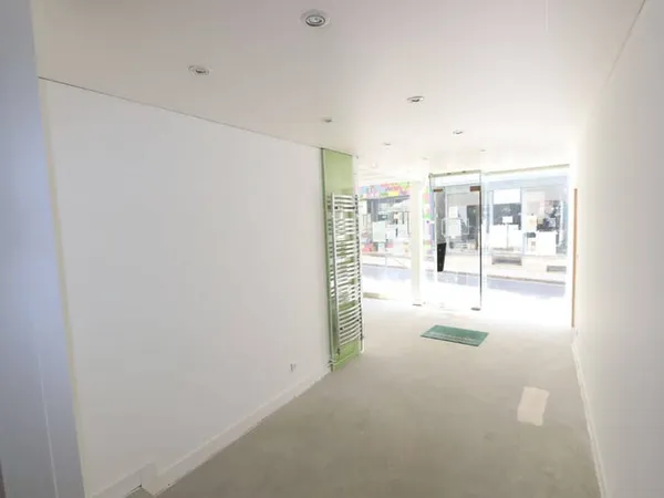Local commercial 70 m²