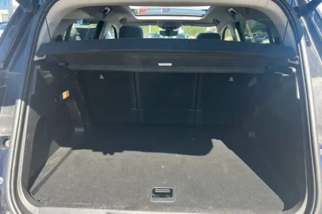 Citroën C5 Aircross hybride rechargeable 225 e-eat8 — photo 9
