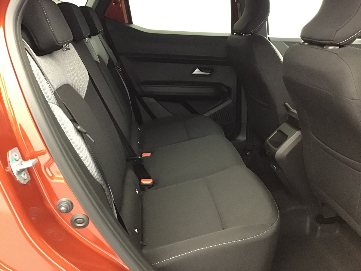 Dacia Duster — photo 7
