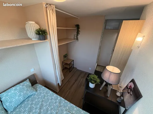 Coloc. TROP BIEN & NEUVE 4 chambres Secteur DOUANE SUISSE, calme et bien fréquenté, au Rue du Martin