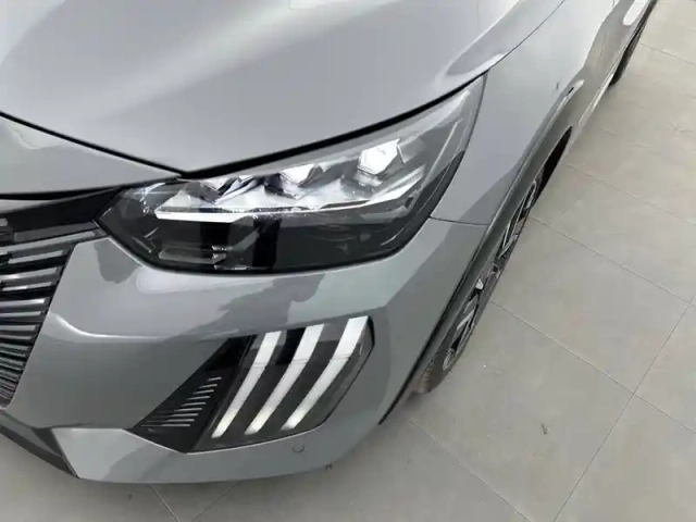 Peugeot 208 hybrid 145 ch e-dcs6 — photo 16