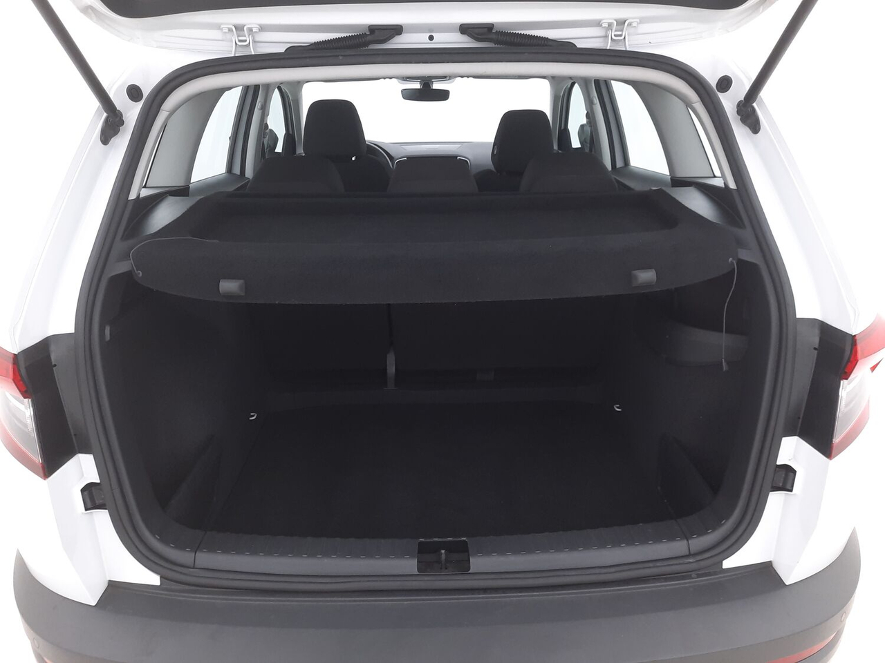 Skoda Karoq — photo 17