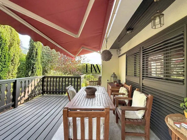Maison 9 pièces 381 m²